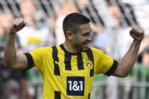 หลายสโมสรพรีเมียร์ล่าตัว Raphael Guerreiro