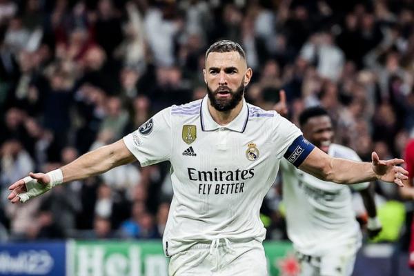 คาริม เบนเซม่าตกลงขยายสัญญากับเรอัล มาดริด