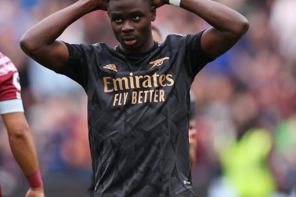 ซาก้าโพสต์ของโทษแฟนบอลหลังพลาดโทษ