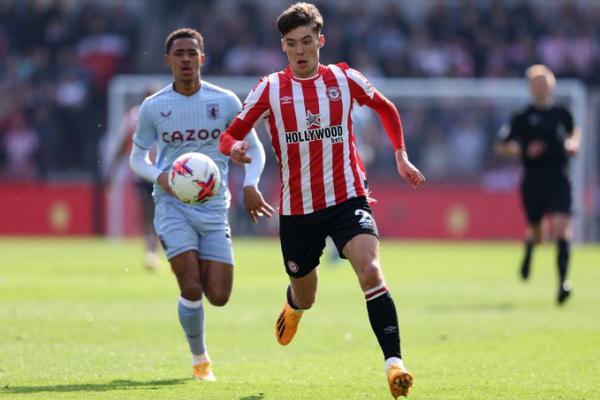 โธมัส แฟรงค์ยันจะไม่ขาย อารอน ฮิคกี้เป้าหมายแมนฯ ซิตี้